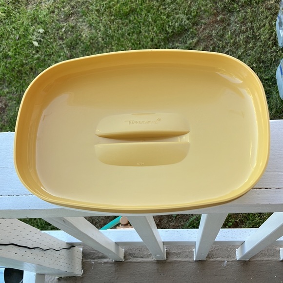 Tupperware - Picture 4 of 10